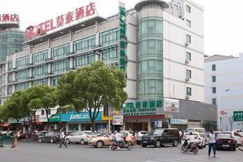 Motel 168 Shanghai Nanhui Huinan Subway Station Екстер'єр фото