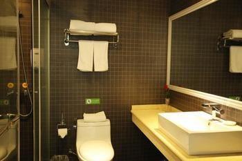 Motel 168 Shanghai Nanhui Huinan Subway Station Екстер'єр фото