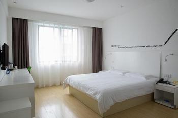 Motel 168 Shanghai Nanhui Huinan Subway Station Екстер'єр фото