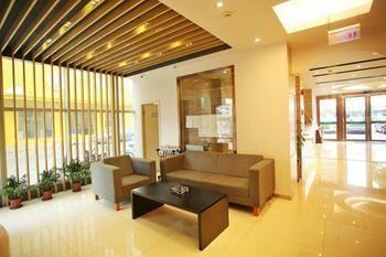 Motel 168 Shanghai Nanhui Huinan Subway Station Екстер'єр фото